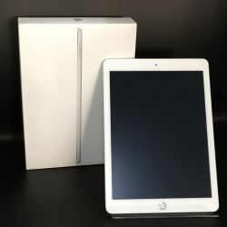☆☆ Apple アップル 《 第5世代 iPad 》Wi-Fi ＋ Cellular / 128GB /  MP272J/A シルバー Bランク
