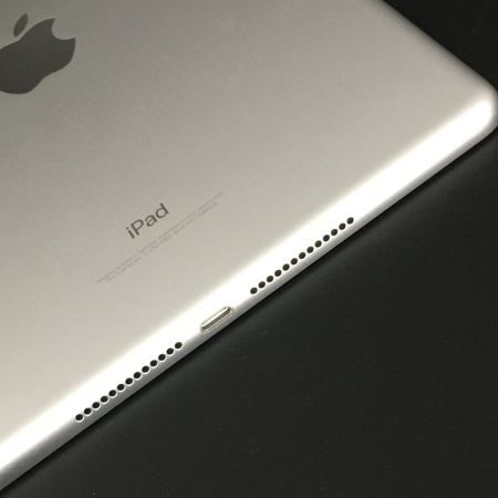 【中古】 Apple アップル 《 第5世代 iPad 》Wi-Fi ＋ Cellular