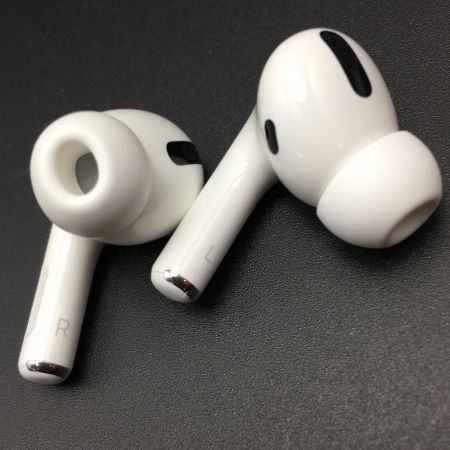 Apple アップル 《 AirPods Pro 》 ワイヤレスイヤホン 正規品 MWP22J/A(2019)