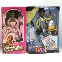 ☆☆  Barbie バービー《 ジェネレーションガール ニシェル / ピンク＆プリティクリスティー 》2体セット Sランク