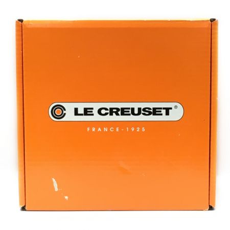  LE CREUSET ルクルーゼ 《 鍋 ココットロンド 》オレンジ / 22cm / 両手鍋 オレンジ