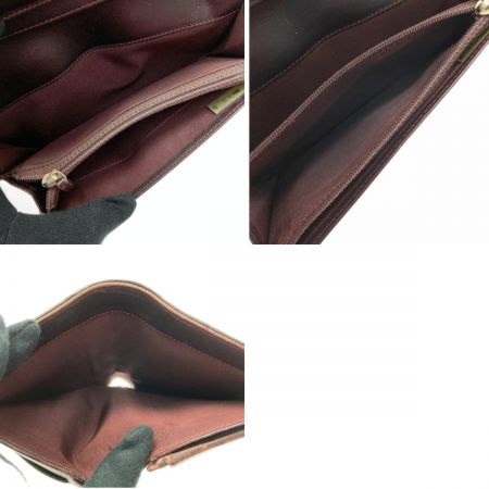  CHANEL シャネル マトラッセ タイムレス・クラシック ブラック 二つ折り長財布 キャビアスキン