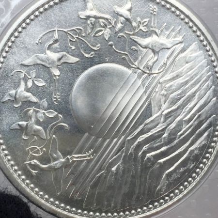  金貨 天皇陛下御在位60年 記念硬貨 昭和62年 10万円金貨/昭和61年 1万円銀貨 ブリスターパック入り