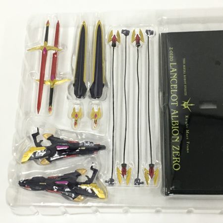   コードギアス 反逆のルルーシュ《 ランスロット・アルビオン ゼロ 》METAL ROBOT魂 