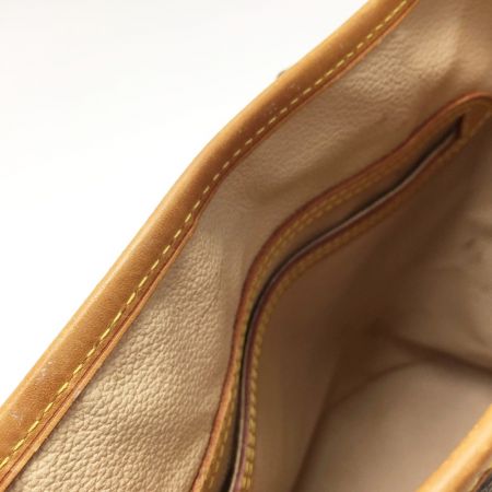  LOUIS VUITTON ルイヴィトン モノグラム プチ バケットPM M42238 ショルダーバッグ