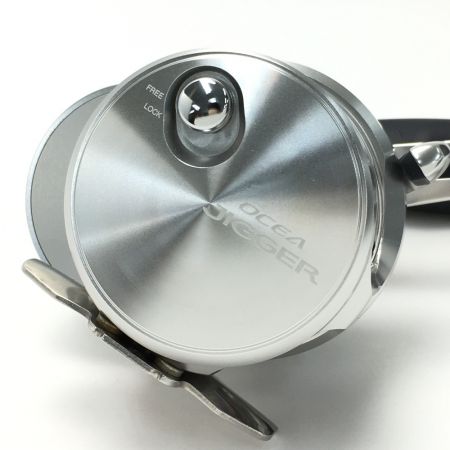  SHIMANO シマノ 17 オシアジガー 2000NRHG ベイトリール 03671