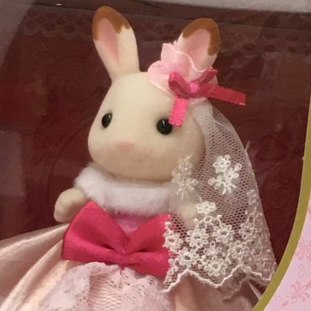   藤久株式会社《 シルバニアファミリー 》創立60周年記念優待 / 特別人形