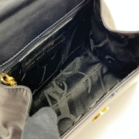  Salvatore Ferragamo サルヴァトーレフェラガモ ヴァラ リボン 2WAYバッグ AT-21 5677 ネイビー 布袋有