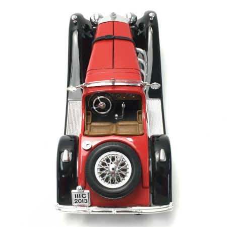   burago ブラーゴ《 メルセデスベンツSSK 1928 》レッド / フィギュア