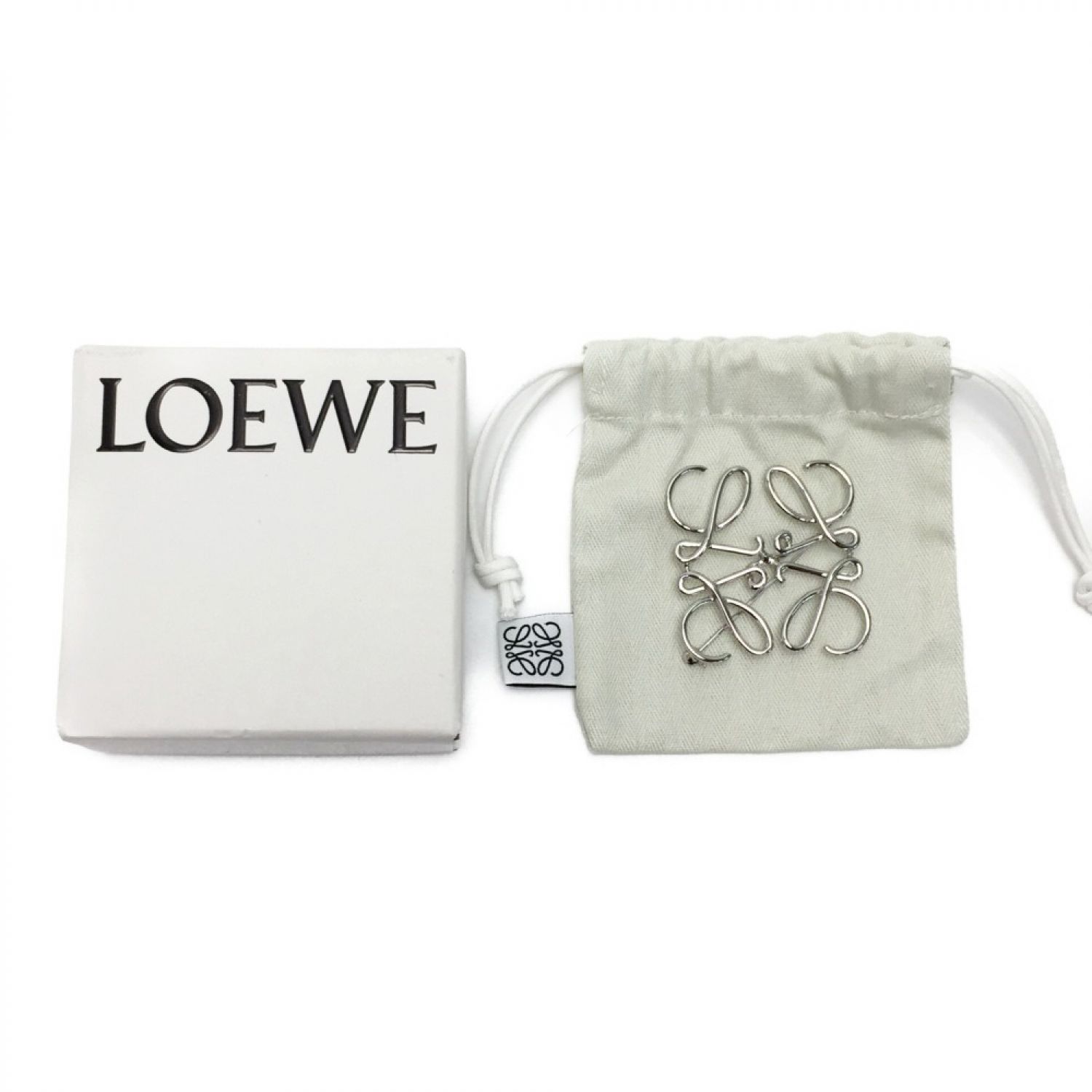 中古】 LOEWE ロエベ アナグラム ブローチ 111.25.020 シルバー