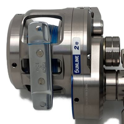 中古】 DAIWA ダイワ 15 ソルティガ 10H ベイトリール 箱付き 607253 B