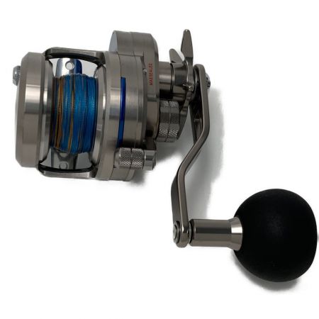 中古】 DAIWA ダイワ 15 ソルティガ 10H ベイトリール 箱付き 607253 B