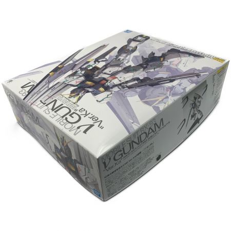   機動戦士ガンダム《 逆襲のシャア RX-93 vガンダム 》Ver.Ka / 1/100スケール / ガンプラ