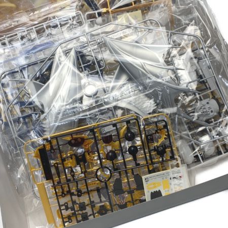  BANDAI バンダイ 《 デジモン 02 ディアボロモンの逆襲 》インペリアルドラモンパラディンモード