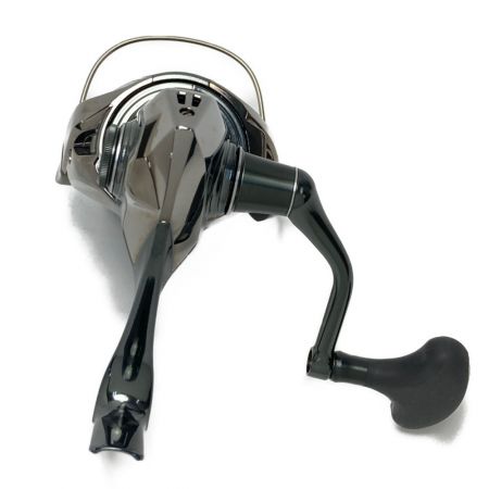 SHIMANO シマノ 22 ステラ C3000MHG 箱付き スピニングリール 043917