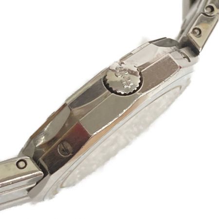  CORUM アドミラルズカップ デイト 39.610.20 V-50 クリーム クォーツ レディース 腕時計 Adomirals Cup