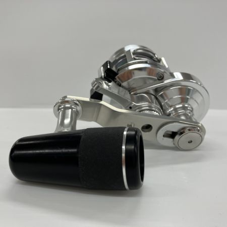 EVER GREEN エバーグリーン ベイトリール OCEANUS オケアノス ハンドルノブ内側ネジ欠品 0260 箱付