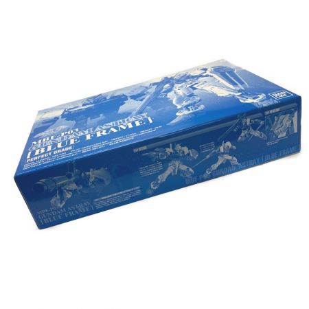  BANDAI バンダイ 機動戦士ガンダムSEED ASTRAY《 ガンダムアストレイ ブルーフレーム 》ガンプラ / MBF-P03 MBF-P03 ｶﾞﾝﾀﾞﾑｱｽﾄﾚｲ ﾌﾞﾙｰﾌﾚｲﾑ