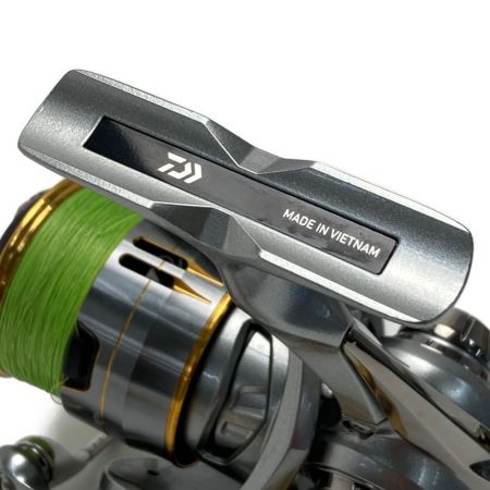  DAIWA ダイワ 18 FREAMS LT2000S-XH スピニングリール 箱付き 18FREMS