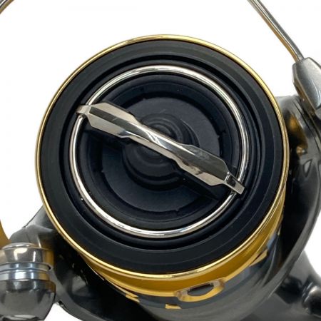  SHIMANO シマノ 20 ツインパワー C2000SHG 箱付き スピニングリール 04137