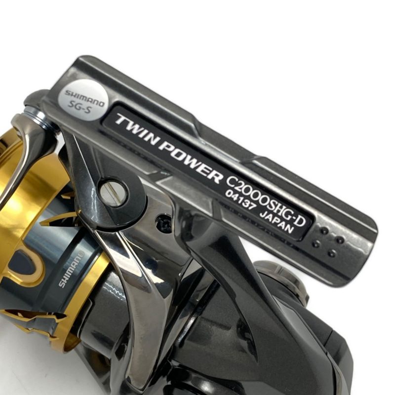 中古】 SHIMANO シマノ 20 ツインパワー C2000SHG 箱付き