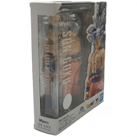  BANDAI バンダイ ドラゴンボール《 孫悟空 身勝手の極意 》フィギュアーツ