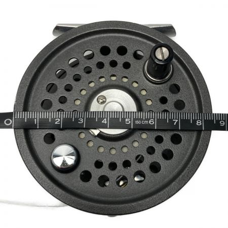  ORVIS BATTENKILL 8/9 替えスプール付き フライリール