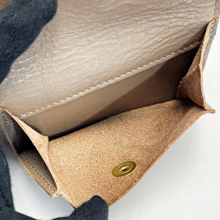  IL BISONTE イルビゾンテ 三つ折り フラップウォレット グレー 財布 レザー レディース ゴールド金具 布袋有