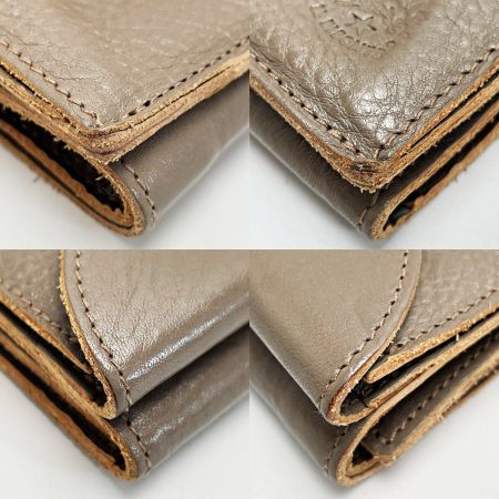  IL BISONTE イルビゾンテ 三つ折り フラップウォレット グレー 財布 レザー レディース ゴールド金具 布袋有