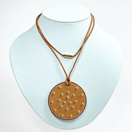  HERMES エルメス ネックレス ノマド ブラウン スタッズ レザー レディース アクセサリー 布袋有
