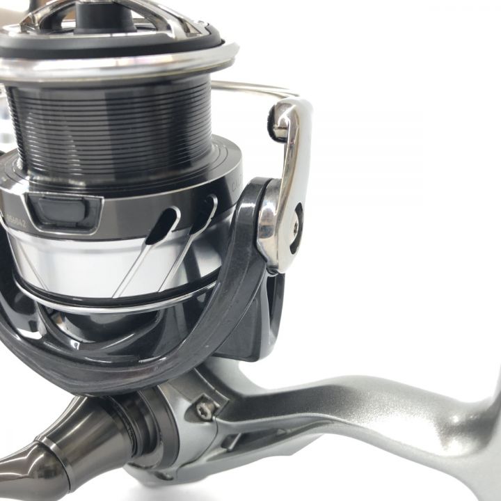 σσ DAIWA ダイワ 18 カルディア LT3000-CXH スピニングリール 箱付き 056042｜中古｜なんでもリサイクルビッグバン