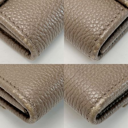  Salvatore Ferragamo サルヴァトーレフェラガモ ガンチーニ  JP-22-D502 グレージュ 2つ折り長財布 