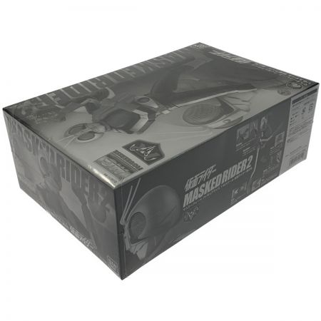  BANDAI バンダイ 《 仮面ライダー新2号 》マスターグレード フィギュアライズ / 1/8スケール