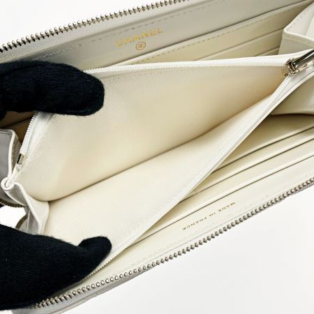  CHANEL シャネル タイムレスクラシック ラウンドファスナー財布 AP0242 ホワイト キャビアスキン レディース 箱・布袋・ギャランティ有