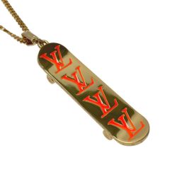 ☆☆ LOUIS VUITTON ルイヴィトン ペンダント・スケートボード MP3276 / DI1221 ゴールド×オランジュ LVイニシャル ネックレス Bランク