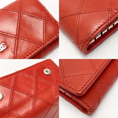  CHANEL シャネル マトラッセ レザー ココマーク レッド キーケース 6連 レディース シルバー金具 