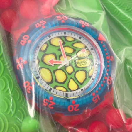  SWATCH スウォッチ SCUBA 200 C-MONSTA ON THE BEACH SDZ101 クォーツ メンズ 腕時計 ジャンク