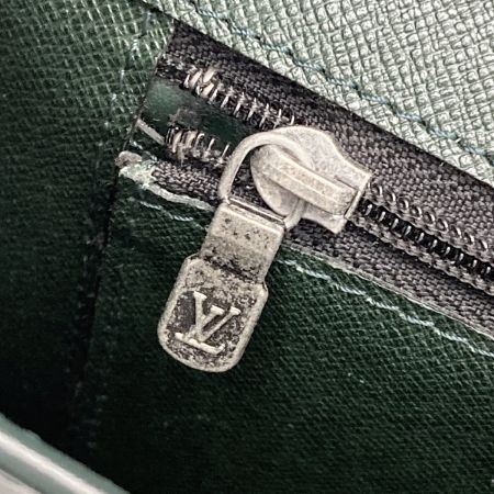  LOUIS VUITTON ルイヴィトン タイガ ボルガ M30204 エピセア クラッチバッグ 書類ケース