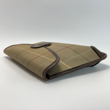  Burberrys バーバリーズ メガチェック レトロ カーキ クラッチバッグ  メンズ 