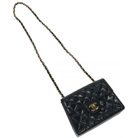  CHANEL シャネル ミニマトラッセ チェーンショルダーバッグ ブラックxゴールド金具 エナメル 布袋・ギャランティ有