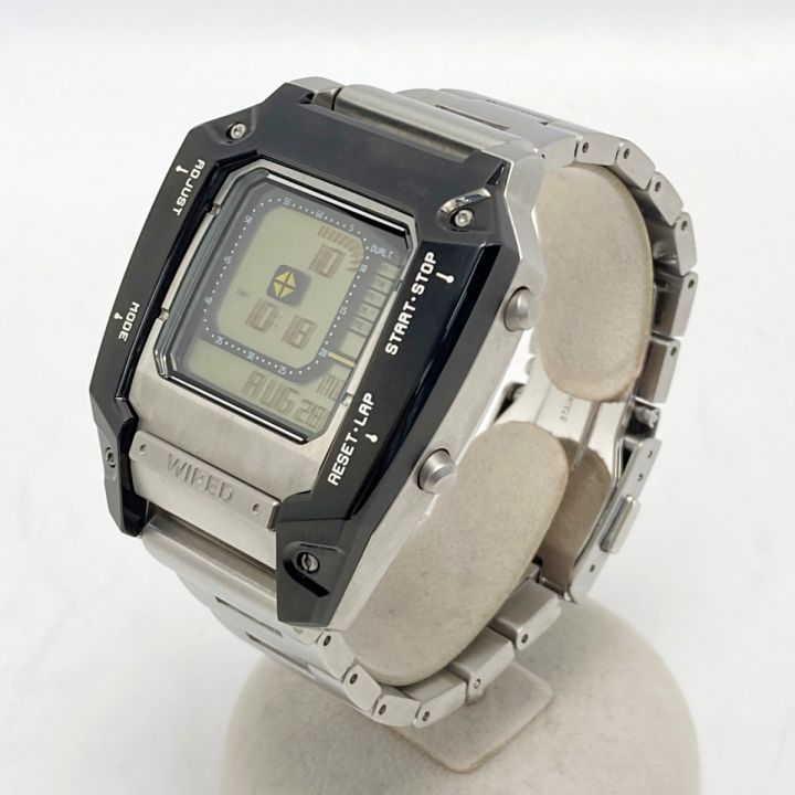 中古】 SEIKO セイコー WIRED×METAL GEAR SOLID V AGAM601ﾃﾞｼﾞﾎﾞｰｸﾞ デジボーグ クォーツ メンズ 腕時計  箱有｜総合リサイクルショップ なんでもリサイクルビッグバン オンラインストア