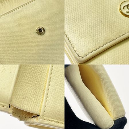  CHANEL シャネル ココボタン Wホック財布 A20902 クリーム レディース ギャランティカード有