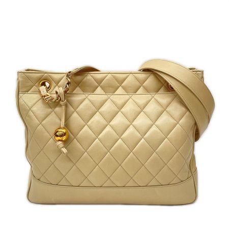  CHANEL シャネル マトラッセ ラムスキン チェーンショルダーバッグ ココボール ベージュ