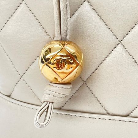 CHANEL シャネル マトラッセ ラムスキン チェーンショルダーバッグ ココボール ベージュ