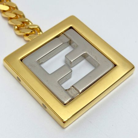  FENDI フェンディ ズッカ ロゴ キーホルダー メタル ゴールド×シルバー FF プレート キーリング 箱有