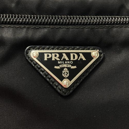 中古】 PRADA プラダ ナイロン ショルダーバッグ ブラック 三角ロゴ