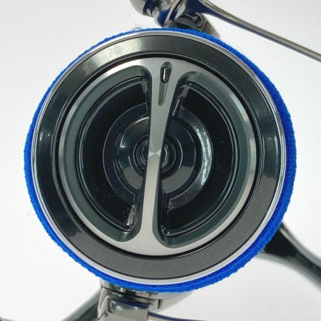  SHIMANO シマノ 22 STELLA ステラ C5000XG 043979 スピニングリール 箱付き