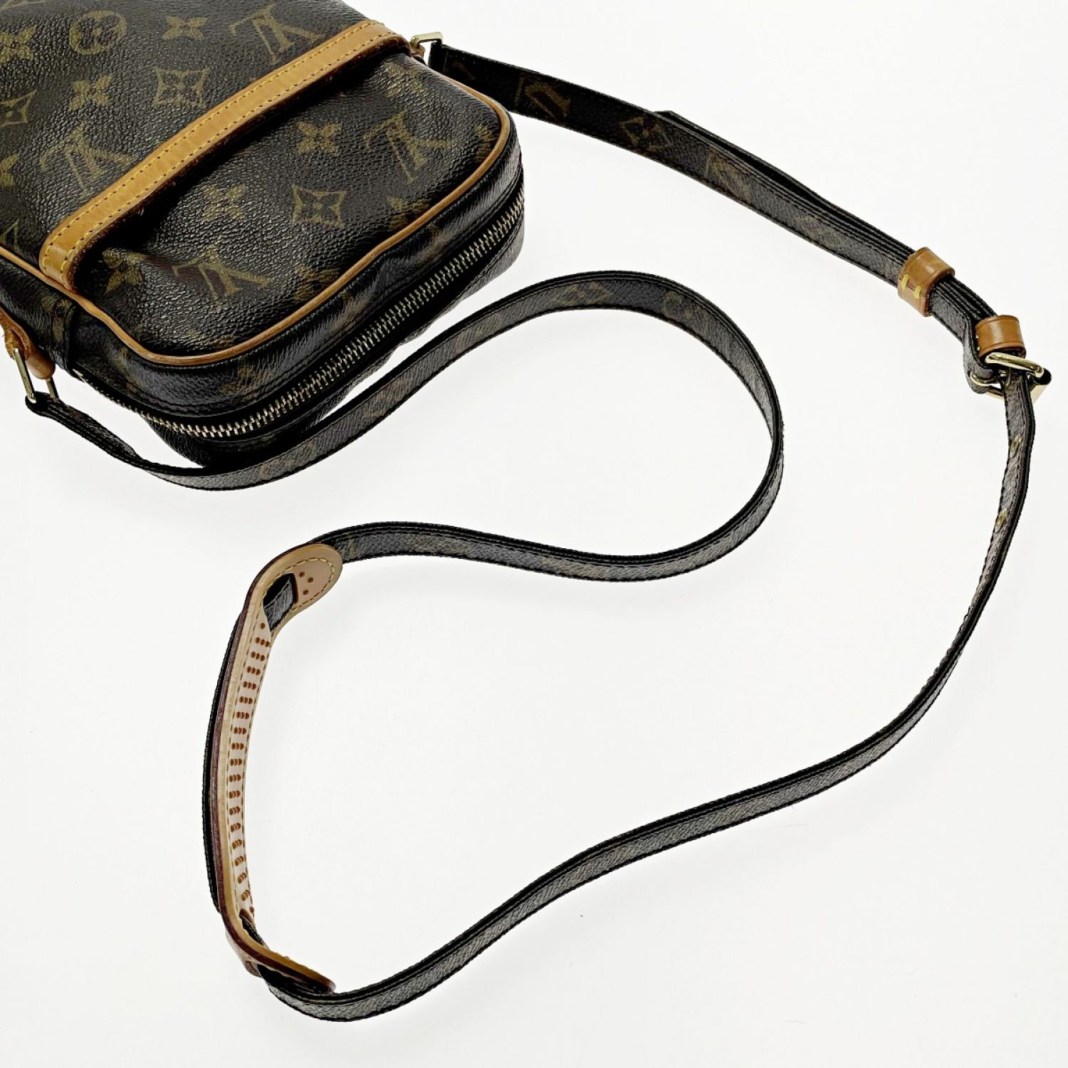 中古】 LOUIS VUITTON ルイヴィトン モノグラム ダヌーブ M45266