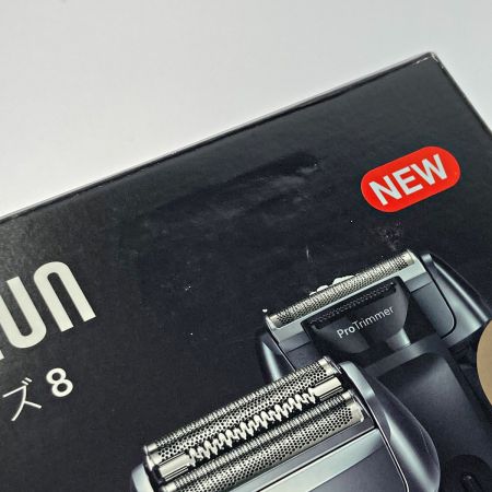  BRAUN ブラウン  電気シェーバー 》シリーズ8 / ルコール洗浄システム付き / 8563cc