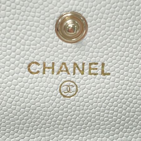  CHANEL シャネル ココマーク スモールフラップ コインケース ホワイト キャビアスキン 財布